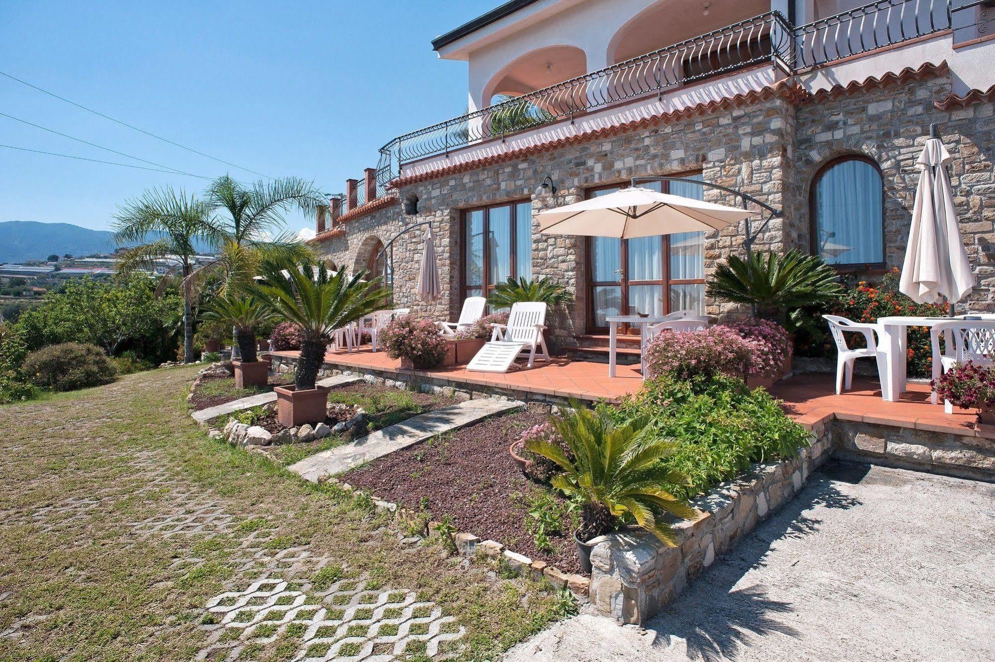 Le Terrazze Appartamenti Vacanze Sanremo Exterior foto