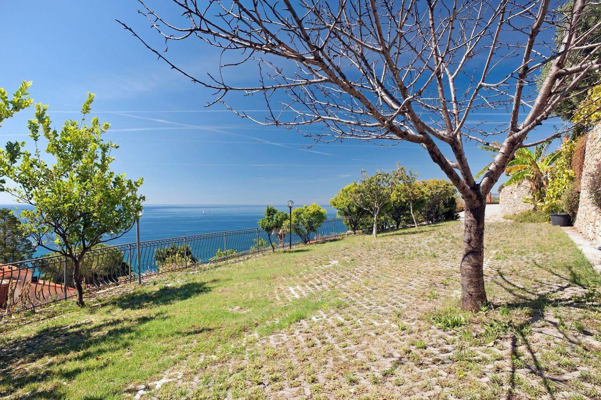 Le Terrazze Appartamenti Vacanze Sanremo Exterior foto